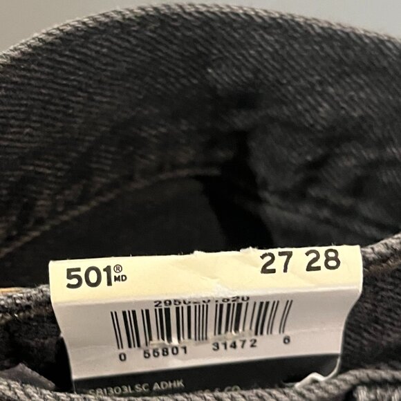 Levi''s Black Wash Lightly-Distressed 501 Jeans New with Tags - Picture 4 of 4
